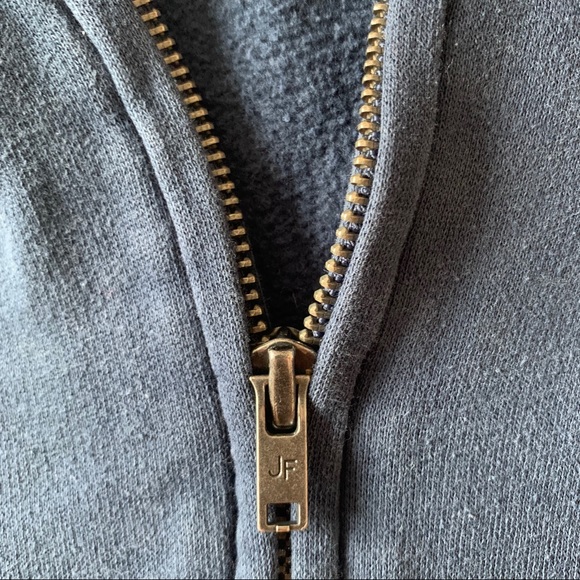 GapKids x Junk Food Hello Kitty Zip-Up - Picture 4 of 5